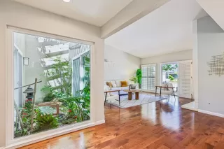 Photo #4: ML82048526 Listing
