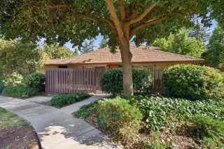 Photo #2: ML82048899 Listing