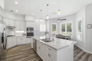 Photo #3: ML82049346 Listing