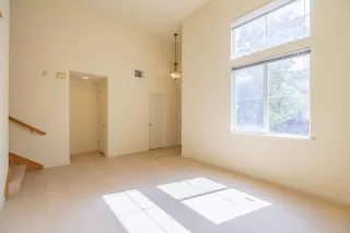 Photo #4: ML82049739 Listing 