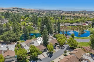 Photo #1: ML82049829 Listing
