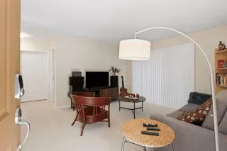 Photo #5: ML82050264 Listing