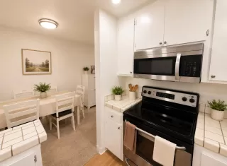 Photo #5: ML82050494 Listing 