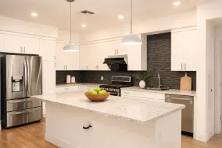 Photo #4: ML82050768 Listing