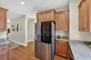 Photo #5: ML82050799 Listing