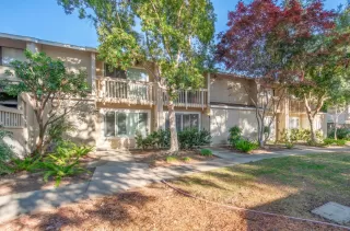 Photo #5: ML82051206 Listing