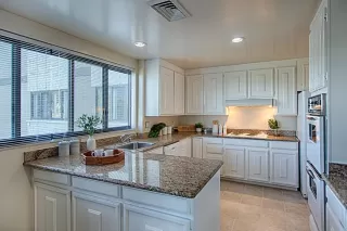 Photo #6: ML82051828 Listing