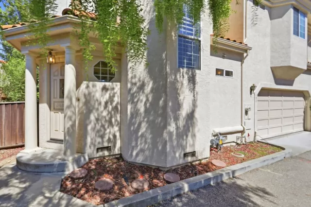 MLS: ML82052392 Condo For Sale