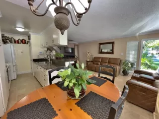 Photo #4: ML82052484 Listing 