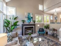 More Details about MLS # ML81865227 : 996 MENLO AVE